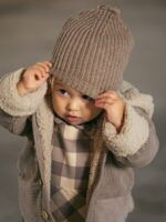 Gorro de punto con pompón | Beige - Imagen 4
