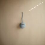 Portachupetes silicona MUSHIE - Powder Blue - Imagen 2
