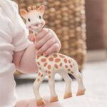 Sophie La Girafe con caja de regalo - Imagen 3