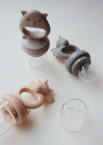 CHUPETE ALIMENTADOR FRUTAS UNICORN | Rose Sand / Brown Clay - Imagen 3