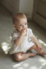 Vestido lino para bebé blanco RAQUEL - Imagen 2