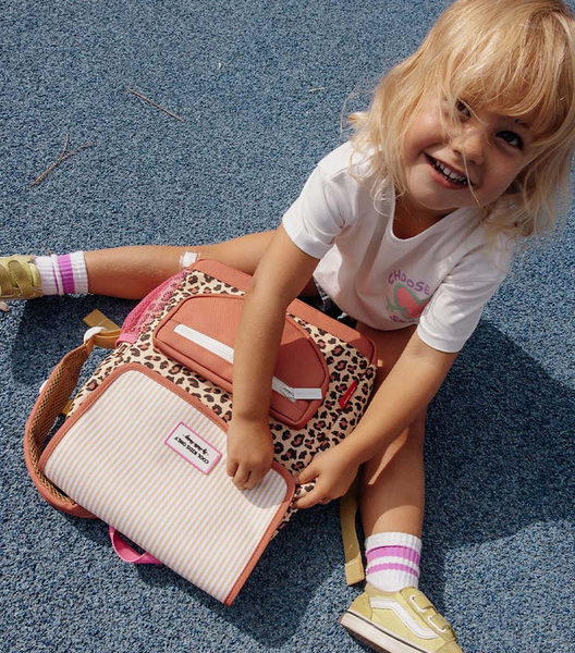 imgi_112_03092025212916.Hello-hossy-leopard-backpack-cocoliso-shop.6.png