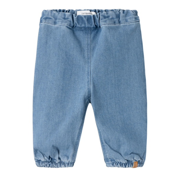 lilatelier-rome-loose-okaya-denim-jeans-mediumbluedenim-baby-pige-dreng_4625aa2cafa752d21c3bb108f893e17a.png